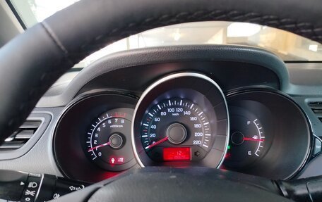 KIA Rio III рестайлинг, 2014 год, 799 000 рублей, 23 фотография