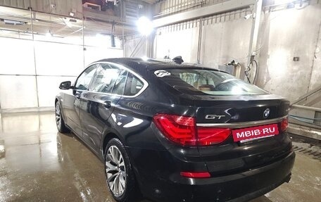 BMW 5 серия, 2010 год, 1 550 000 рублей, 6 фотография