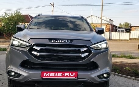 Isuzu MU-X, 2021 год, 7 500 000 рублей, 5 фотография