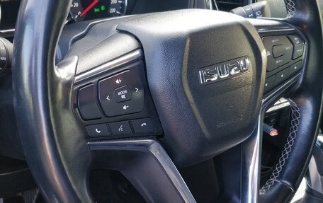 Isuzu MU-X, 2021 год, 7 500 000 рублей, 7 фотография