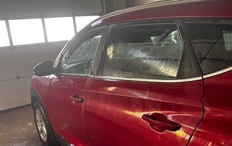 Hyundai Tucson III, 2018 год, 2 400 000 рублей, 6 фотография