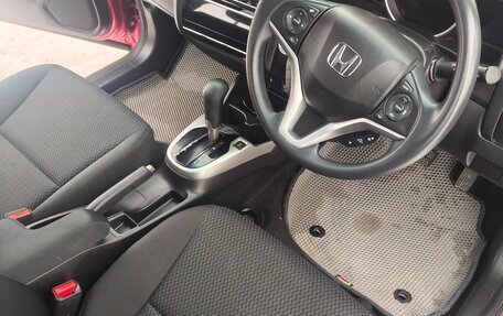 Honda Fit III, 2017 год, 1 190 000 рублей, 10 фотография