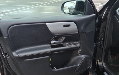 Mercedes-Benz GLB, 2021 год, 5 070 000 рублей, 27 фотография