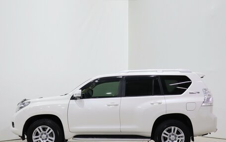 Toyota Land Cruiser Prado 150 рестайлинг 2, 2011 год, 2 890 000 рублей, 8 фотография