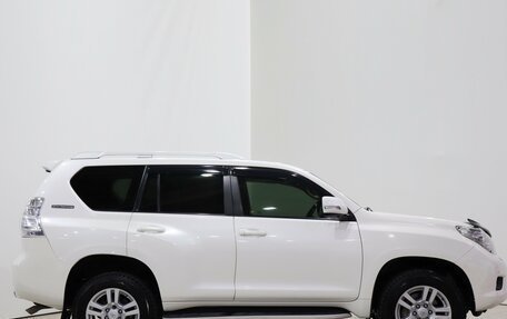 Toyota Land Cruiser Prado 150 рестайлинг 2, 2011 год, 2 890 000 рублей, 4 фотография