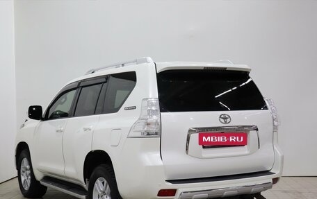 Toyota Land Cruiser Prado 150 рестайлинг 2, 2011 год, 2 890 000 рублей, 7 фотография