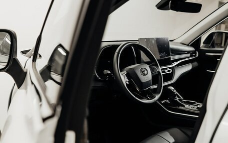 Toyota Highlander, 2025 год, 5 650 000 рублей, 14 фотография