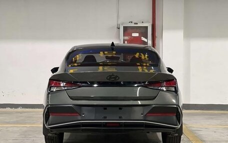 Hyundai Elantra, 2025 год, 1 900 000 рублей, 6 фотография