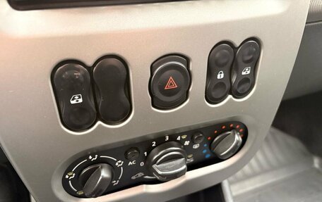 Renault Sandero I, 2012 год, 479 000 рублей, 12 фотография