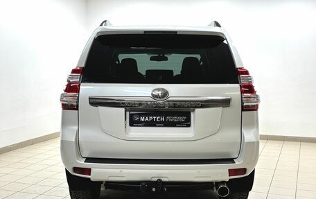 Toyota Land Cruiser Prado 150 рестайлинг 2, 2015 год, 3 699 000 рублей, 5 фотография