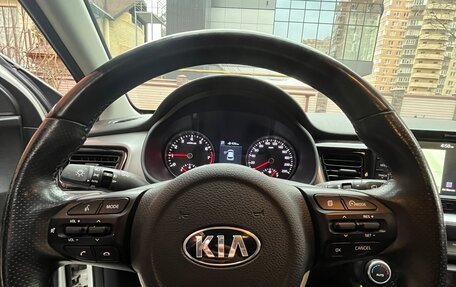 KIA Stonic, 2020 год, 1 999 000 рублей, 16 фотография