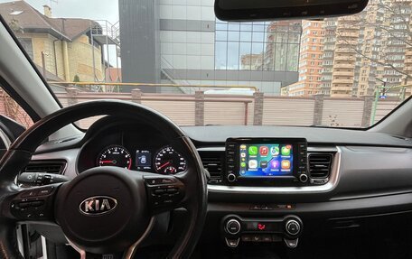 KIA Stonic, 2020 год, 1 999 000 рублей, 9 фотография