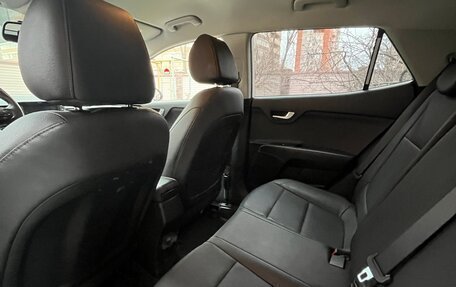 KIA Stonic, 2020 год, 1 999 000 рублей, 7 фотография