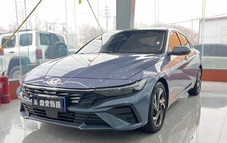 Hyundai Elantra, 2025 год, 1 720 000 рублей, 3 фотография