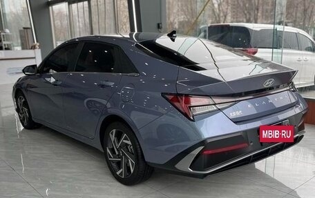 Hyundai Elantra, 2025 год, 1 720 000 рублей, 4 фотография