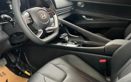 Hyundai Elantra, 2025 год, 1 720 000 рублей, 7 фотография