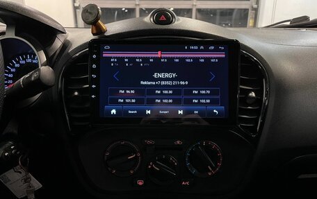 Nissan Juke II, 2011 год, 870 000 рублей, 13 фотография