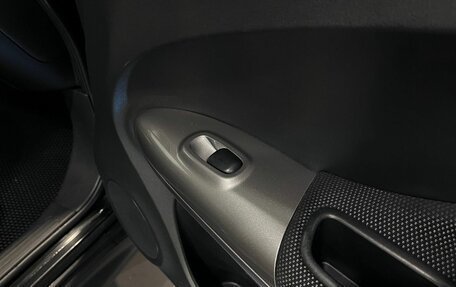 Nissan Juke II, 2011 год, 870 000 рублей, 26 фотография