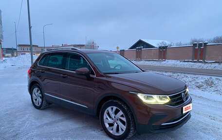 Volkswagen Tiguan II, 2021 год, 2 690 000 рублей, 3 фотография