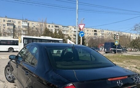 Mercedes-Benz E-Класс, 2003 год, 670 000 рублей, 4 фотография