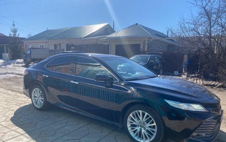 Toyota Camry, 2019 год, 2 950 000 рублей, 6 фотография