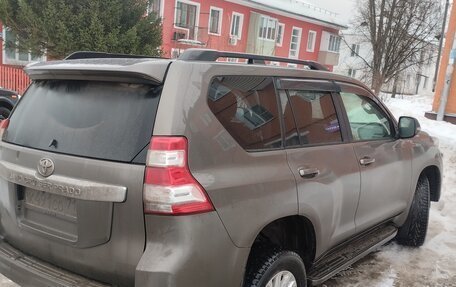 Toyota Land Cruiser Prado 150 рестайлинг 2, 2015 год, 3 150 000 рублей, 5 фотография