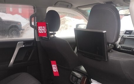 Toyota Land Cruiser Prado 150 рестайлинг 2, 2015 год, 3 150 000 рублей, 7 фотография