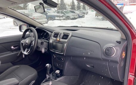 Renault Sandero II рестайлинг, 2018 год, 950 000 рублей, 11 фотография