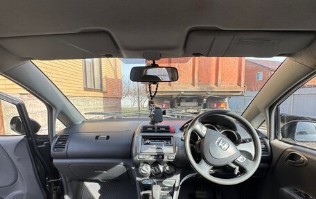 Honda City IV, 2004 год, 710 000 рублей, 7 фотография