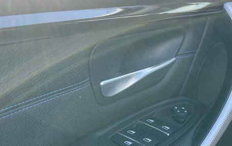 BMW 3 серия, 2018 год, 2 900 000 рублей, 15 фотография