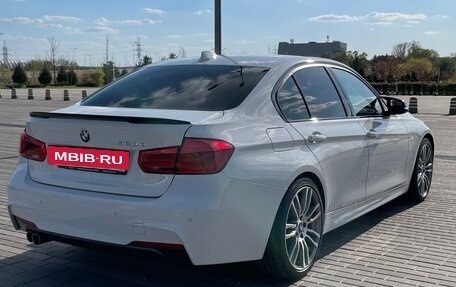 BMW 3 серия, 2018 год, 2 900 000 рублей, 11 фотография