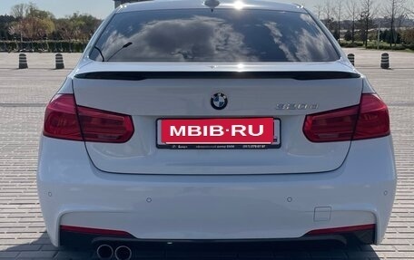 BMW 3 серия, 2018 год, 2 900 000 рублей, 12 фотография