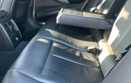 BMW 3 серия, 2018 год, 2 900 000 рублей, 18 фотография