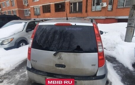 Mitsubishi Colt VI рестайлинг, 2004 год, 290 000 рублей, 2 фотография