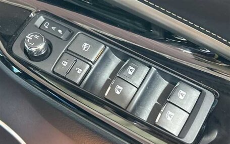 Toyota Harrier, 2018 год, 2 190 000 рублей, 10 фотография