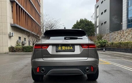 Jaguar E-Pace, 2023 год, 3 300 000 рублей, 3 фотография