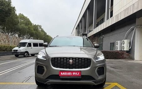 Jaguar E-Pace, 2023 год, 3 300 000 рублей, 23 фотография