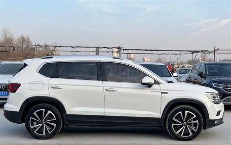 Volkswagen Tharu, 2022 год, 1 490 000 рублей, 4 фотография