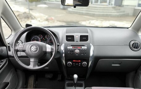 Suzuki SX4 II рестайлинг, 2013 год, 1 000 000 рублей, 16 фотография