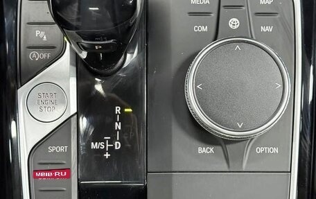 BMW 3 серия, 2022 год, 3 300 000 рублей, 11 фотография