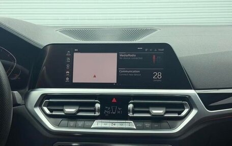 BMW 3 серия, 2022 год, 3 220 000 рублей, 11 фотография