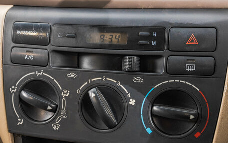 Toyota Corolla, 2002 год, 619 000 рублей, 19 фотография