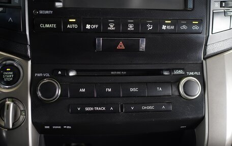 Toyota Land Cruiser 200, 2008 год, 2 750 000 рублей, 21 фотография