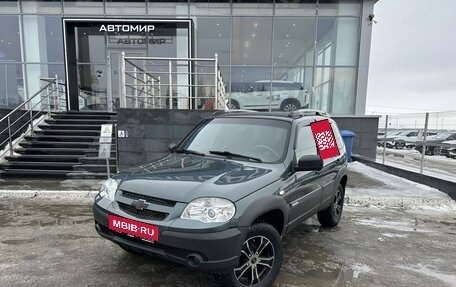 Chevrolet Niva I рестайлинг, 2017 год, 770 000 рублей, 1 фотография