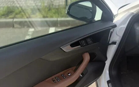 Audi A4, 2021 год, 3 700 000 рублей, 7 фотография