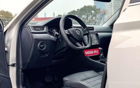 Skoda Superb III рестайлинг, 2021 год, 1 548 000 рублей, 8 фотография