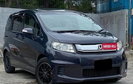 Honda Freed I, 2016 год, 945 000 рублей, 5 фотография