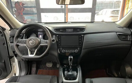 Nissan X-Trail, 2023 год, 1 750 000 рублей, 9 фотография