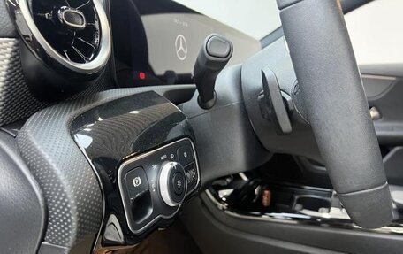 Mercedes-Benz A-Класс, 2022 год, 2 255 000 рублей, 10 фотография