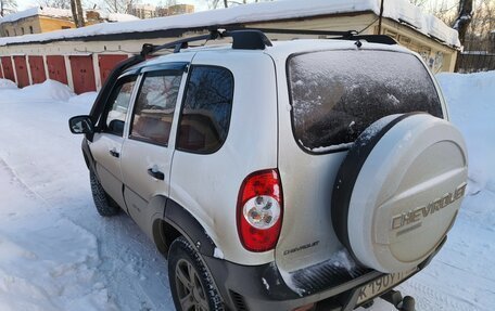 Chevrolet Niva I рестайлинг, 2016 год, 750 000 рублей, 2 фотография